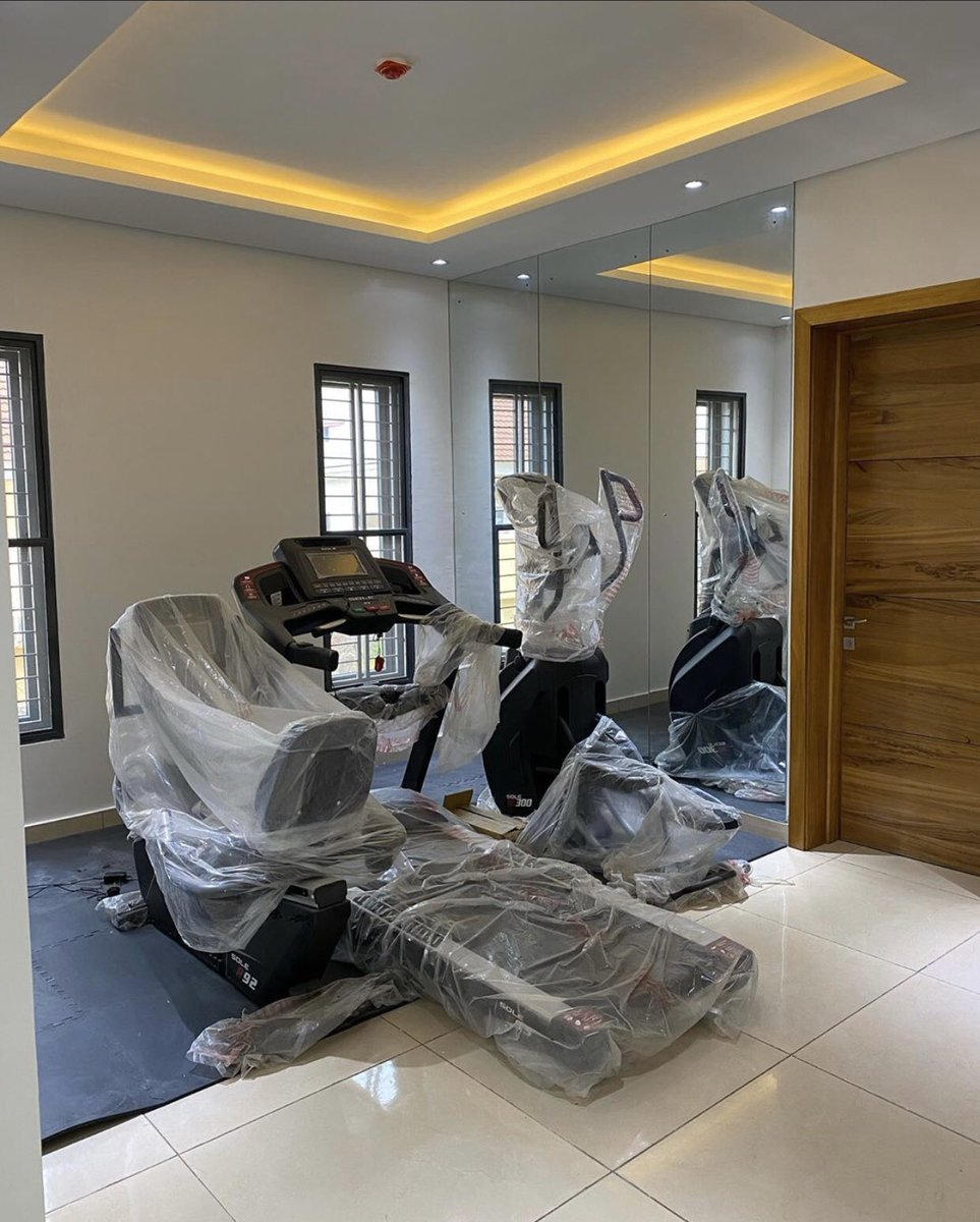 herekrealty's tweet photo. Who wouldn’t want to live here? 😍 .
#herekrealtyltd #herekrealtyltd #exceptionalproperties #exceptionalclients #wheredreamscomeshome #lekkirealtor #lagosrealtor #lekkilagos #luxurylifestyle #luxurylife #affordablepropertiesinlekki #affordablepropertiesinlagos #lagos  #realestate https://t.co/27ZSk1tBJO