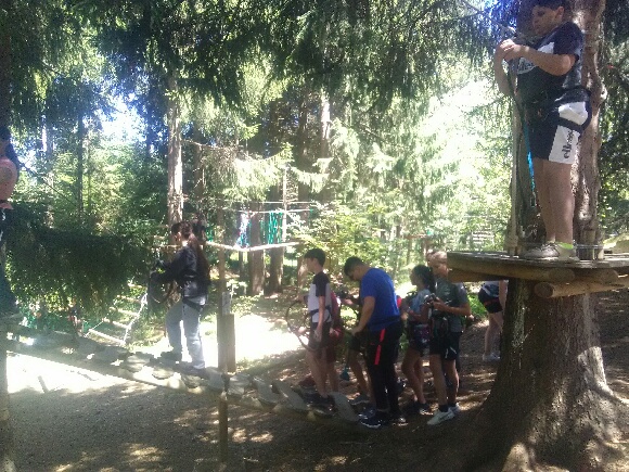 animstjean's tweet photo. Les grands ados en camp à Annecy..et les plus jeunes ados en camp à Apinac. Pas la peine d'aller bien loin pour prendre un bol d'air bienvenue !...#étéjeunes42 https://t.co/c5COUjH57m