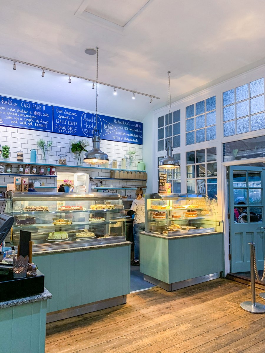 katgotyour_blog's tweet photo. The Tenth Hole - @TheTenthHole 🍰

A fantastic tearoom on the seafront, this is a firm favourite among Portsmouth locals - huge slices of homemade cake, afternoon teas &amp; plenty of other food!

https://t.co/pedGu0SXKS https://t.co/grpfVfC6bp