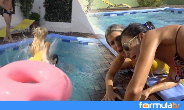 FormulaTV's tweet photo. Piden la expulsión de Oriana de #LaCasaFuerte tras tirarse sobre Maite en la piscina https://t.co/SSqTu5o5H3 https://t.co/L14K7sD9yN