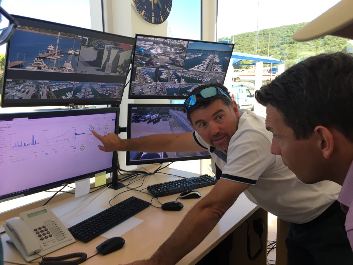 Simple Hardware tweet media