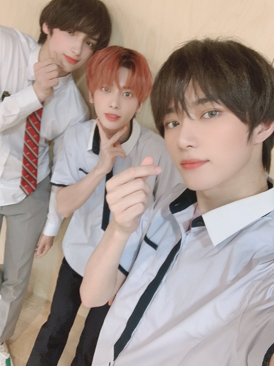 TXT_members tweet picture