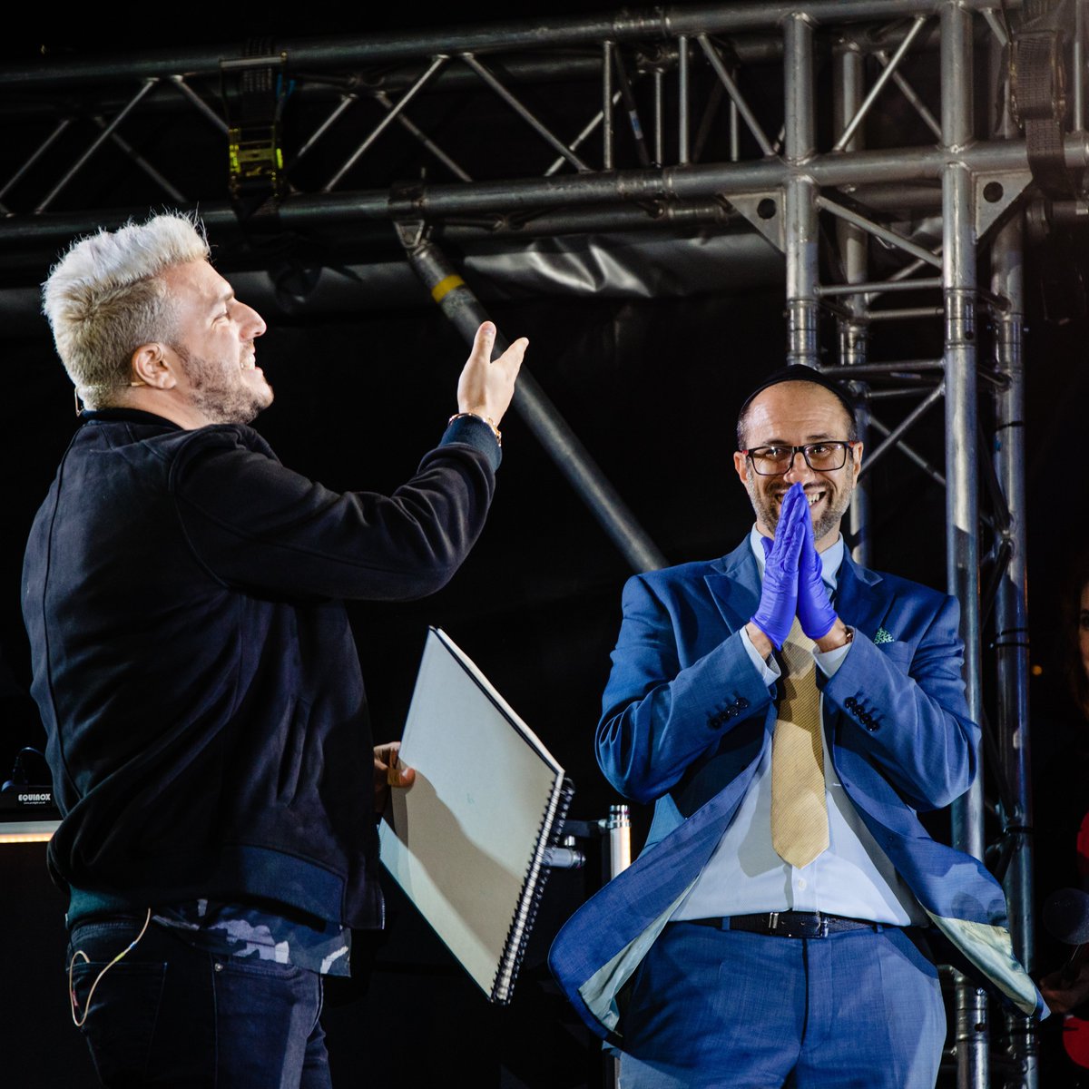 GIFT (@giftcharity) on Twitter photo Massive 👏🏼 to our photographer for the evening, <a href="/BlakeEzraPhoto/">BlakeEzraPhotography</a> , and to our incredible acts, <a href="/DNAmindreaders/">DNA Mindreaders</a> and <a href="/monitivony/">Moni Tivony</a> . Massive 👏🏼 to our photographer for the evening, <a href="/BlakeEzraPhoto/">BlakeEzraPhotography</a> , and to our incredible acts, <a href="/DNAmindreaders/">DNA Mindreaders</a> and <a href="/monitivony/">Moni Tivony</a> .