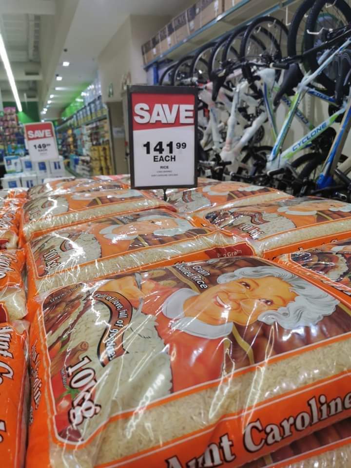 SiyabongaMlondo's tweet photo. @TracyZille Comrades, I think we must visit @Shoprite_SA and all other shops!!! Firstly our people are not employed other were retrenched from work and others haven't returned to work! But already these WMC shops have raised prices enormously. https://t.co/huYxxEacKU