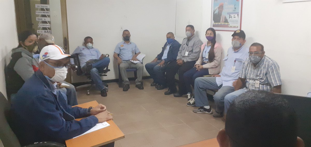 peralespsuv's tweet photo. #8Jul Dirigencia Revolucionaria del sindicato #Sutralum @VENALUM_CVG en Reunión Organización y Planificación para la Protección a los Trabajadores del COVID19. Plan de Desinfeccion con las Brigadas Obreras @NicolasMaduro @drodriven2 @eduardopiate2 @amarcanopsuv @TellecheaRuiz https://t.co/r4Mxi95Zwg