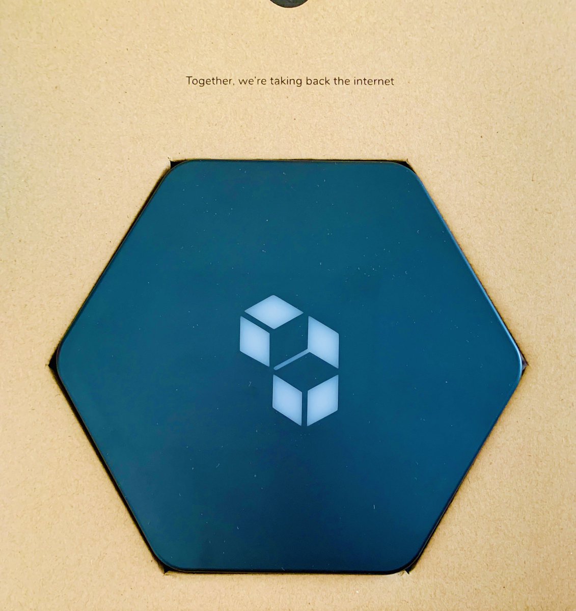 egyes's tweet image. My @_cubbit arrived. Happy to join the Swarm