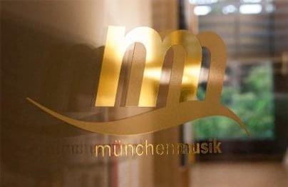 Gerald Mertens (@gmorch) on Twitter photo #MusikerNothilfe sagt Danke für 17.000€ Spende aus Rückgabe von #Konzert-Karten bei <a href="/muenchenmusik/">MünchenMusik</a> und <a href="/hoertnagel/">Hörtnagel Konzerte</a>! ✅👍👏 Hilfe für freischaffende #Musiker|innen in #COVID19-Notlage. ➡️ Orchesterstiftung.de/Nothilfefonds/ #MusikerNothilfe sagt Danke für 17.000€ Spende aus Rückgabe von #Konzert-Karten bei <a href="/muenchenmusik/">MünchenMusik</a> und <a href="/hoertnagel/">Hörtnagel Konzerte</a>! ✅👍👏 Hilfe für freischaffende #Musiker|innen in #COVID19-Notlage. ➡️ Orchesterstiftung.de/Nothilfefonds/