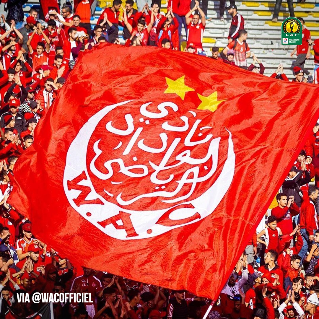 There is nothing like the shade of giant flag in the stands covering tens of passionate fans 🚩 #TotalCAFCL