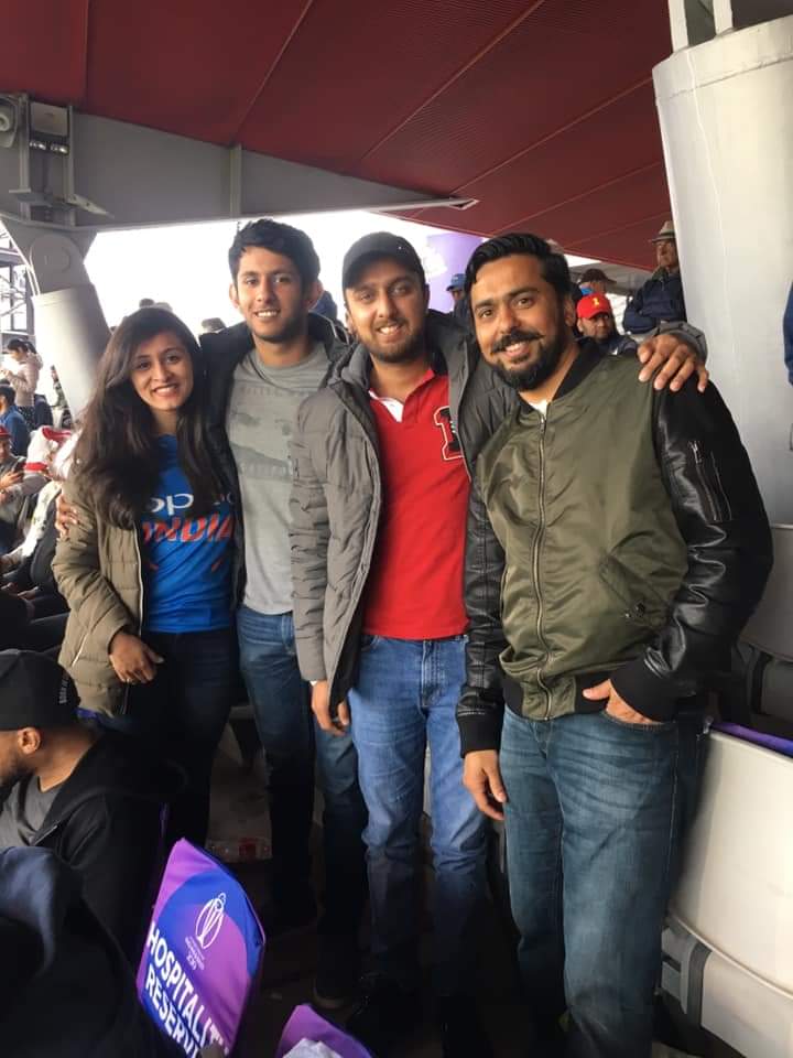 mehrankhan89's tweet photo. Our ISI covert mission photo from last year #cwc19 worldcup semi final game India Vs New Zealand. 

Aaaaaaaaaannnnd India was Knocked OUT!!!!!! 😂😂😂
Mission was a success. Arrogance was crushed once again when Indian fans were overconfident as usual 😂😂
#MajorAdnanSami 
#ISI https://t.co/cfNkzN2tw0