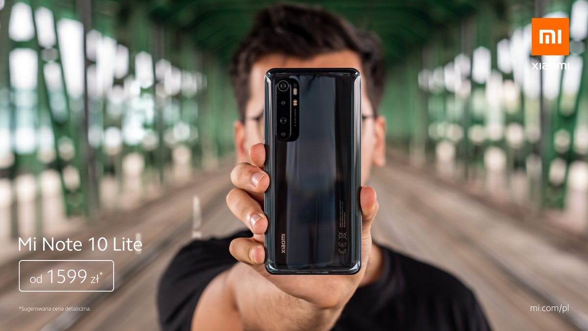XiaomiPL's tweet photo. Przyznajcie, że Mi Note 10 Lite w kolorze Midnight Black prezentuje się fenomenalnie 🤩 A Ty jaki kolor #MiNote10Lite wybrałeś?
#EpicCameraEpicDisplay https://t.co/ES6xPu7GZ8