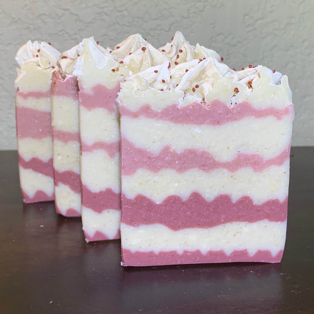 SoapingLollie's tweet photo. White Gardenia Goat Milk Soap
❤️
❤️
❤️
Coming Soon!
https://t.co/qfuG7L1Y0U
.
.
.
.
.
#Soapingwithlollie #handmadesoap #smallbatchsoap #rogersarkansas #soapmaker #washup #healthysoap #naturalsoap #artisiansoaps #gifts #smallbusiness #giveback https://t.co/1Hlptk92nq