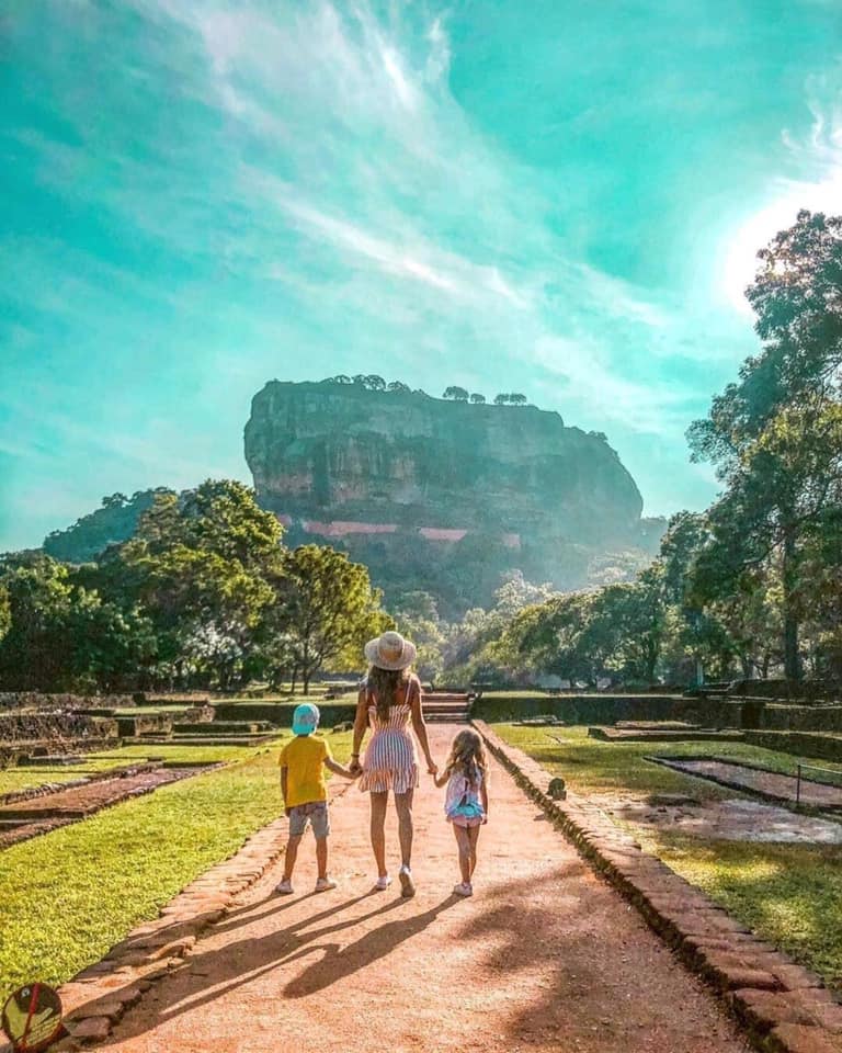 Diethelm_SL's tweet photo. Visit the world famous sites in Sri Lanka.

Book your journey of a lifetime with us.
Enquire now: enquiries@lk.diethelmtravel.com or Whatsapp us on +94772667131
.
📷 : Credits to the creators
.
#StaySafe #Sigiriya #TravelSoon #SriLanka #Travel #Tourism #Travelling #DiethelmTravel https://t.co/8Z4S9AfP1Y