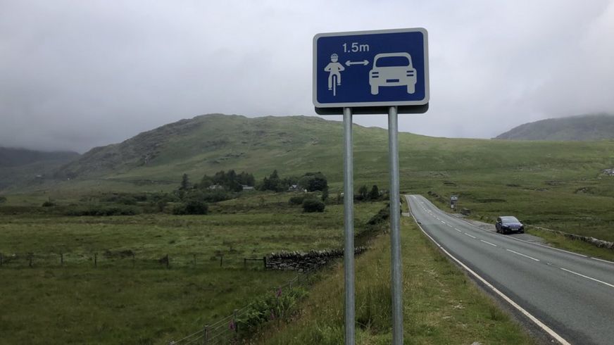 Beicio Cymru (@beiciocymru) on Twitter photo The first of its kind in the UK, <a href="/CyngorGwynedd/">Cyngor Gwynedd</a> have installed cycling signs on a number roads within Snowdonia 👏
Any steps to help increase cyclists’ safety is encouraged by Welsh Cycling and we'd love to see it across the country.
Read more here: ow.ly/rKOm50AtJZn The first of its kind in the UK, <a href="/CyngorGwynedd/">Cyngor Gwynedd</a> have installed cycling signs on a number roads within Snowdonia 👏
Any steps to help increase cyclists’ safety is encouraged by Welsh Cycling and we'd love to see it across the country.
Read more here: ow.ly/rKOm50AtJZn
