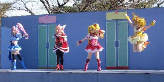 一人だけおかしい？プリキュアショーでのキュアパインのジャンプwww