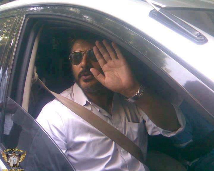 MASSAJITH's tweet photo. Good Evening AJITHIANS.. 🎑✨

#Valimai https://t.co/qcei9AJltj