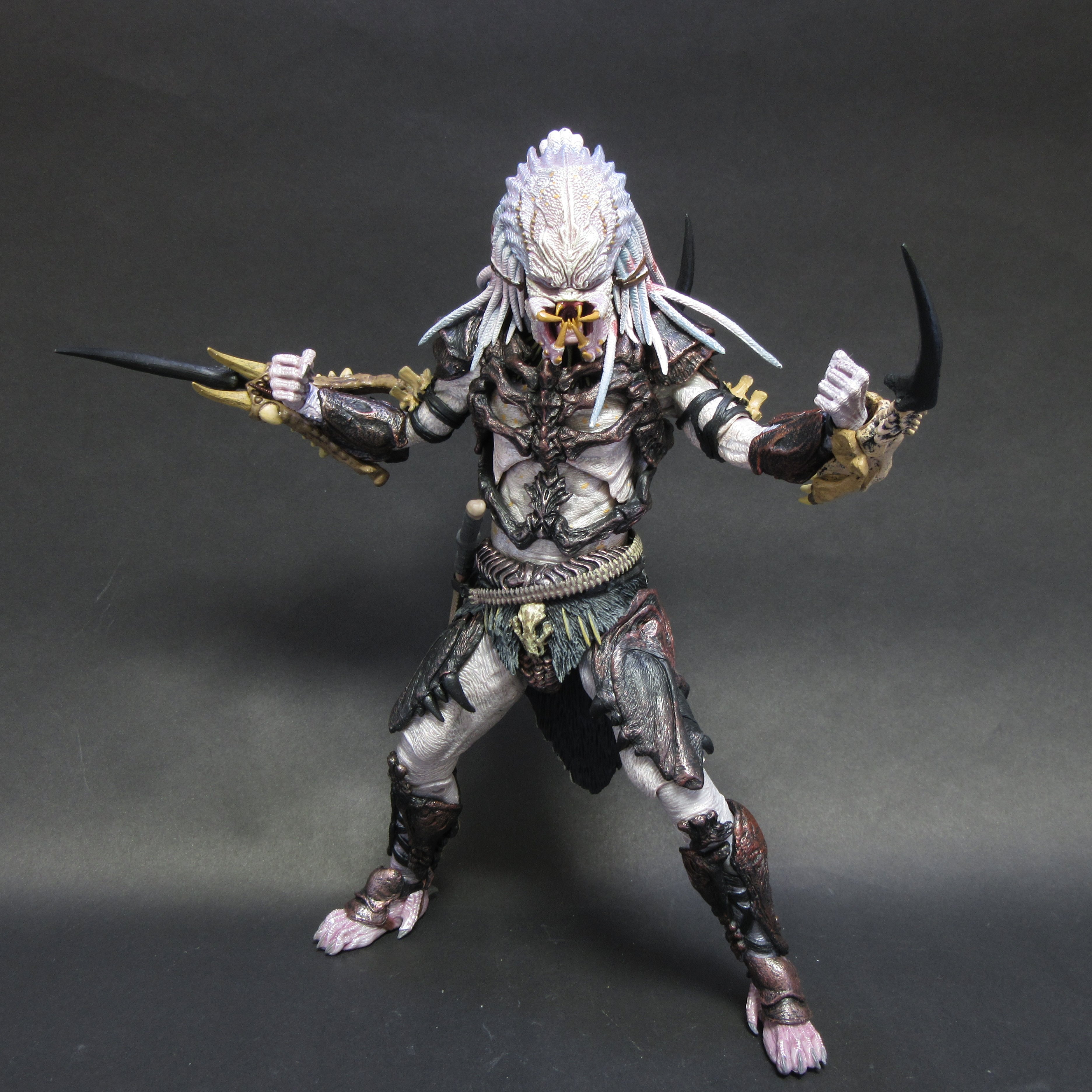 NECA Predator 100th Edition Ultimate Alpha Predator NEVER