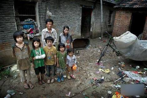 @XYenay 
#globaltimes कहता है कि भारत में बहुत गरीबी है। चीन की गरीबी वैश्विक समय कभी नहीं दिखाता। भारत की तुलना में चीन में अधिक गरीबी है। चीन सरकार के इशारे पर @globaltimesnews एकतरफा झूठी खबर दिखाता है। @vvkashyap @sanghavideepa @RozatRajat @bpmishra109 @RPDULAR @GPagnihotri