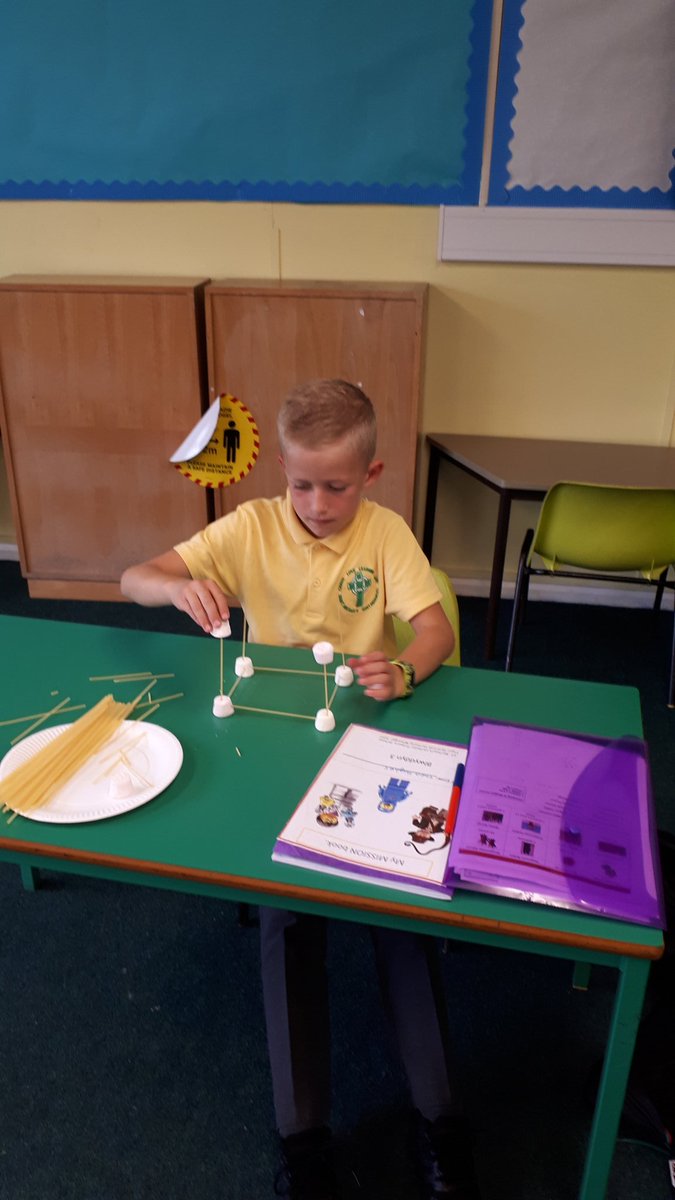 stmichaelswales's tweet photo. Building a Quidditch tower. How hard can it be ?? ๐๐คฃ #magicalmuggles #HarryPotter #quidditchfun https://t.co/G9NAHXwNAW