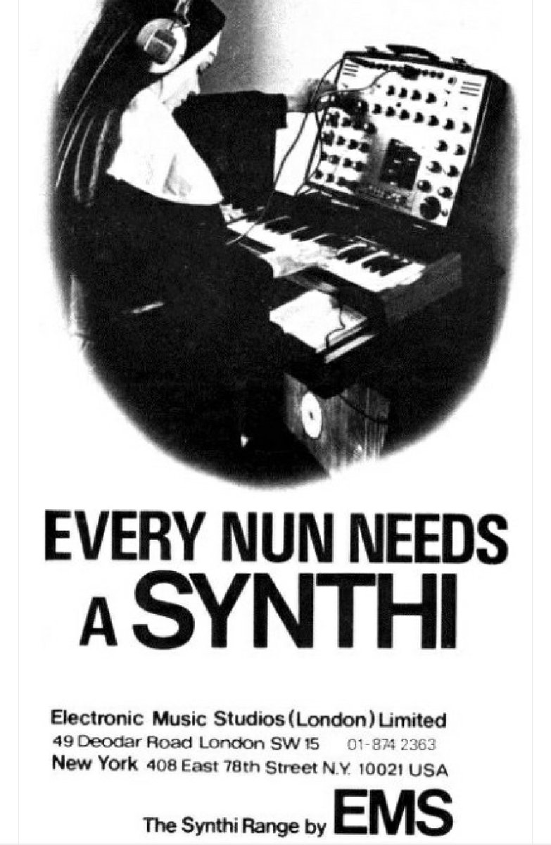 InlandEmpire777's tweet image. Of course she does. 
#synthi