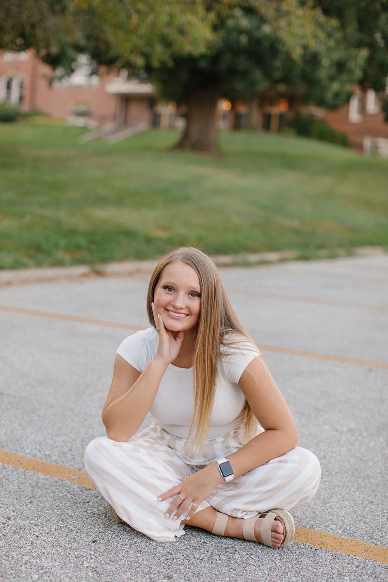 thedanceavenue's tweet photo. Madison is the daughter of Collin Quinn & Jackie Nizzi. Norwalk HS graduate, Madi has danced at TDA for 15 years and been on the competition team all 15 years of her dance career. Next year, Madi will attend U of Iowa to study human physiology on the pre-med track.
#10yearsofTDA https://t.co/blqRqMEcka