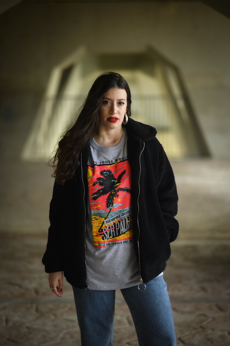 Siempre Quiso Ser Palmera 🌴 #KiwiDelRey

🛒 comun20.com/58_javato-jones