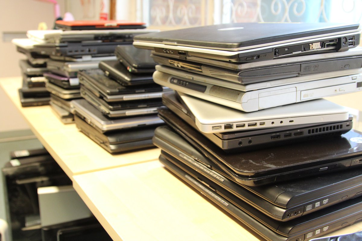 CatBytesCIC's tweet photo. Thanks for all the laptops you've donated so far. Keep them coming! https://t.co/ODNzJFs8k7