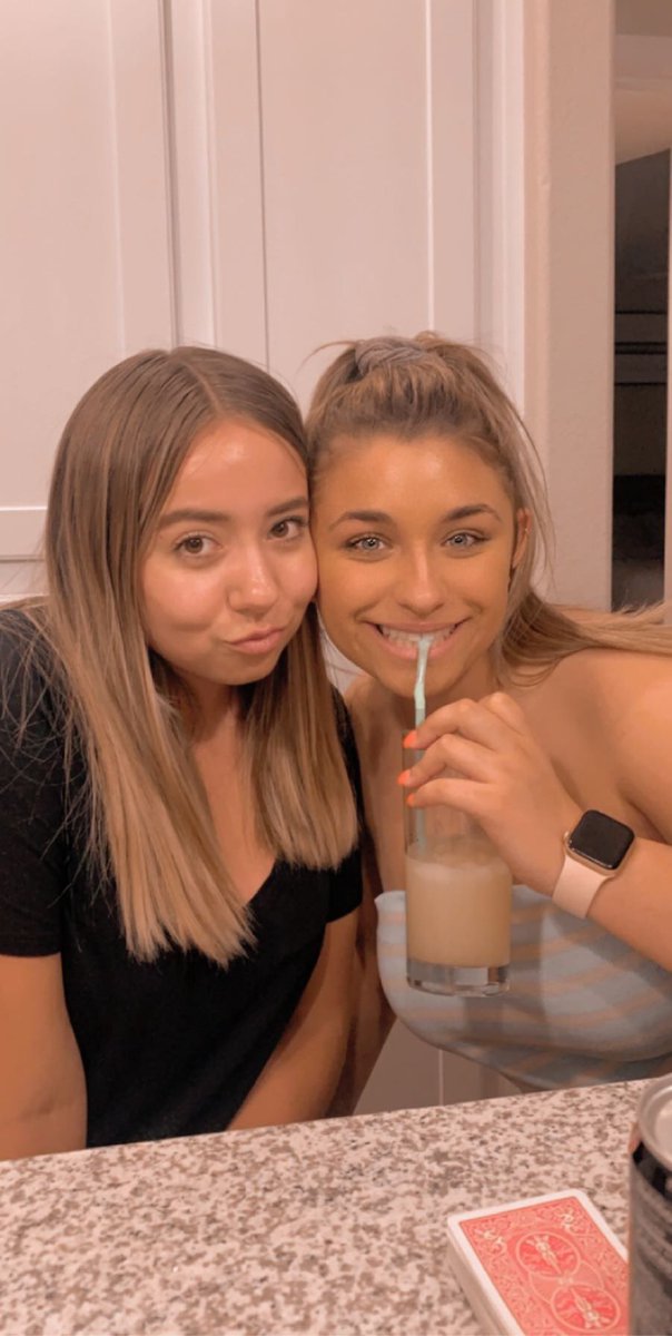 riischweigart's tweet photo. happy birthday aubs!!! so proud of you for beating teen pregnancy 😤. i love you so so much, thank you for the amazing 4 years of friendship &amp; being my long lost sister!! https://t.co/H1zvuPMShN