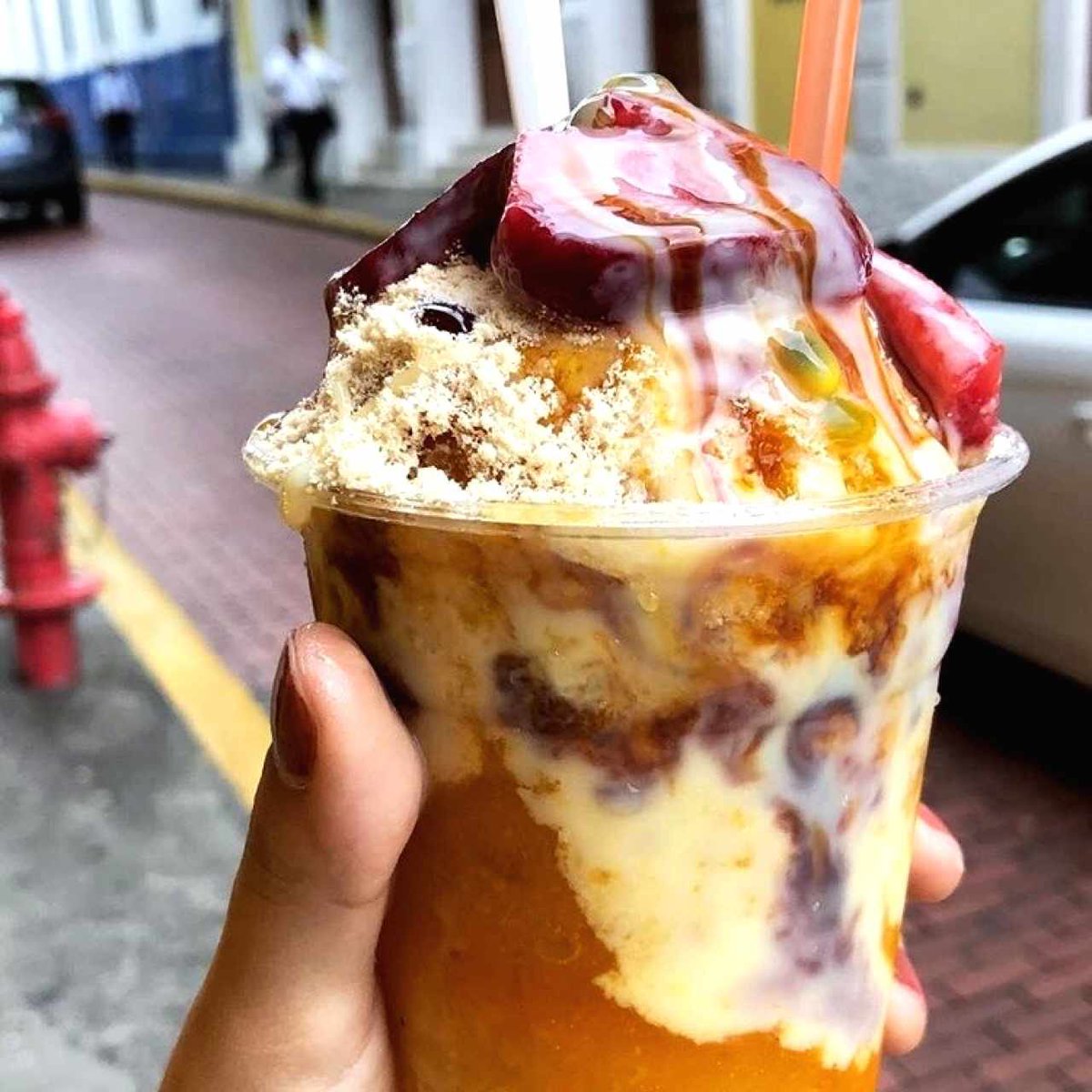 claro_express's tweet photo. 🍧Buen clima pa disfrutar de un raspao/granizado/cepillao!! 🤤¿Cómo lo llamas tu?
#claro_express #panama #raspao #curiosidades #comida #postres #dulces #tradicion #malteada https://t.co/t7UUjBjE0D