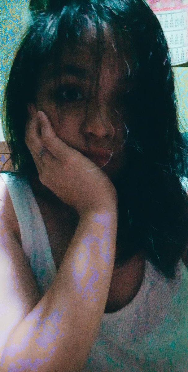 prillaguares's tweet image. Got home🏡 #Mornight💤 #Tired😴