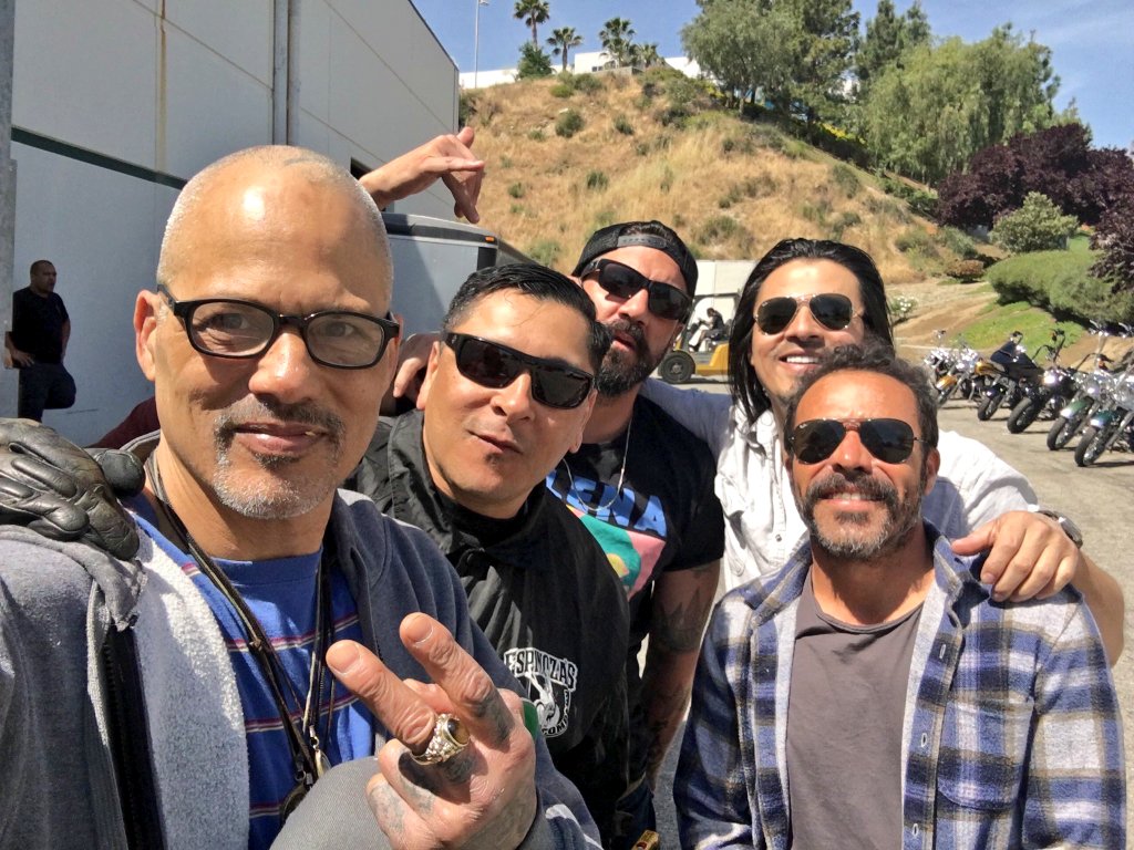 KingCardenas_'s tweet photo. Wear your damn masks so we can have season 3 soon!!! But wear them mainly because you can save a life 😉

#DavidLabrava #FrankieLoyal #ClaytonCardenas #AngelReyes #AntonioJaramillo #MichaelIrby #MayansMC #MayansFX https://t.co/EM43LrDDER