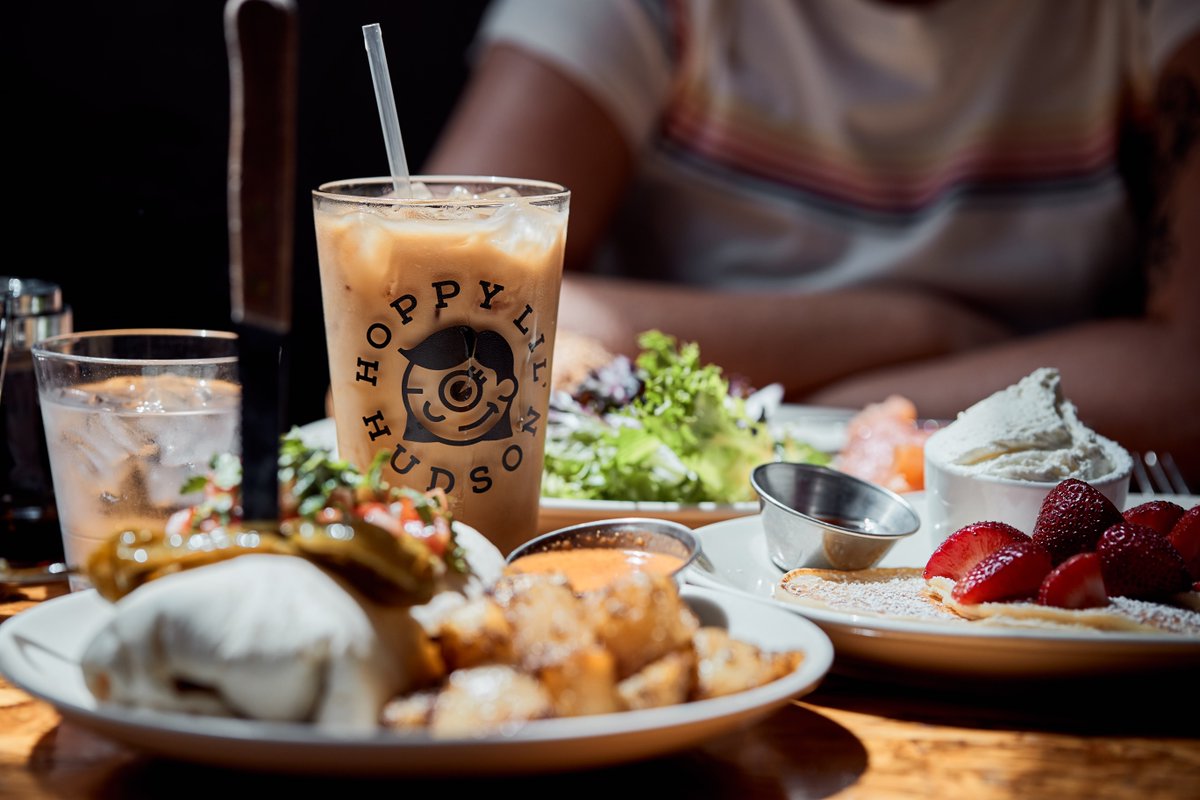 Cafe_Lift's tweet photo. The sun is shining and there is brunch to be eaten! See you for outside dining or grab takeout! https://t.co/c9bQKL1QBh