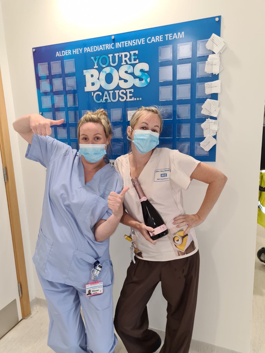 🌈👏🏻⭐️Our Sam and Jen are Boss ‘Cause....they dealt with an air emergency in world record time! They are AWESOME! 😉💪🏻💪🏻💪🏻⭐️👏🏻🌈 #PumpitupPICU #teamPICU #nomination #appreciation #teamworkmakesthedreamwork #kindness #staffRewards