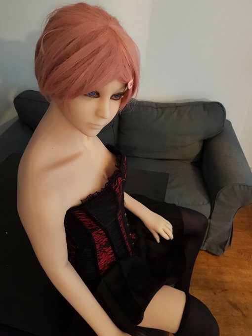 Corset suits her well https://t.co/f4nljfhkkq<a href="/tag/nsfw"class="tags"><span>#nsfw</span></a><a href="/tag/lovedoll"class="tags"><span>#lovedoll</span></a><a href="/tag/overwatch"class="tags"><span>#overwatch</span></a>