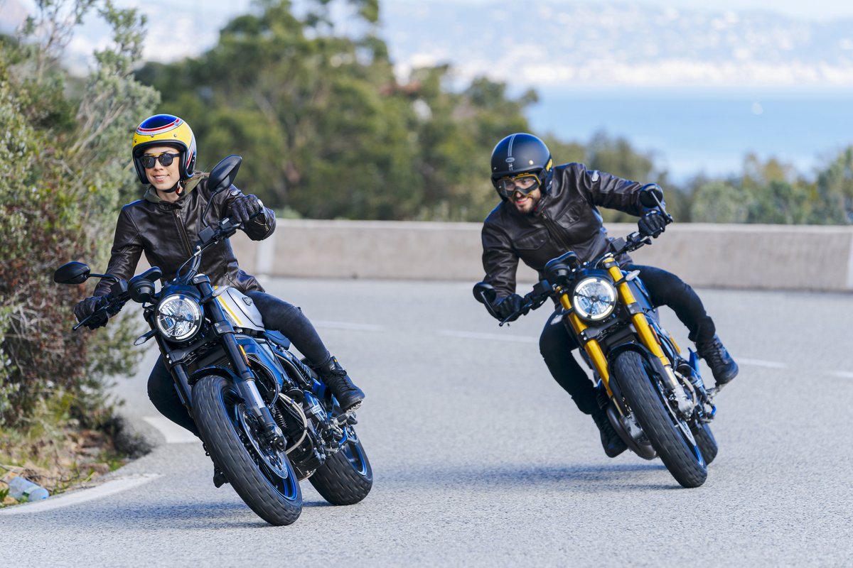 DucatiUK's tweet photo. Attractive and contemporary. Enjoyable and comfortable. As cool as a pair of sunglasses under Florida sunset. The new Scrambler 1100 brings you into the Land of Joy with a self-confident spirit.
Discover more: https://t.co/weQshPnMBK
#1100Pro #JustPROs #ScramblerDucati https://t.co/8WsBSvLh49