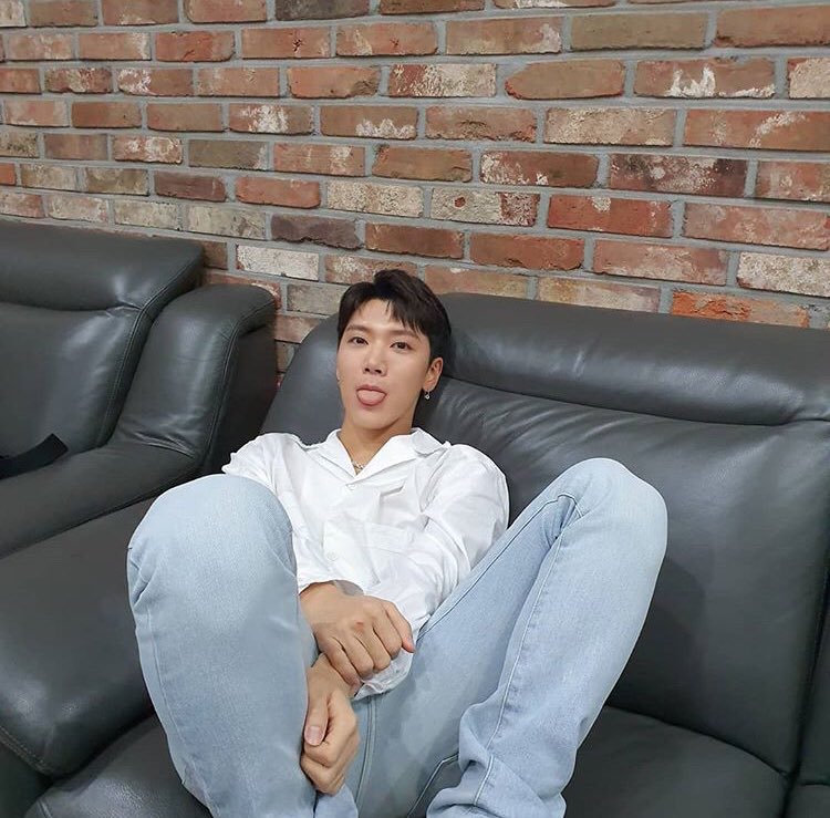 HittochiHitto's tweet photo. ขี้เลียนแบบ :p https://t.co/Nh1s7VYOTX