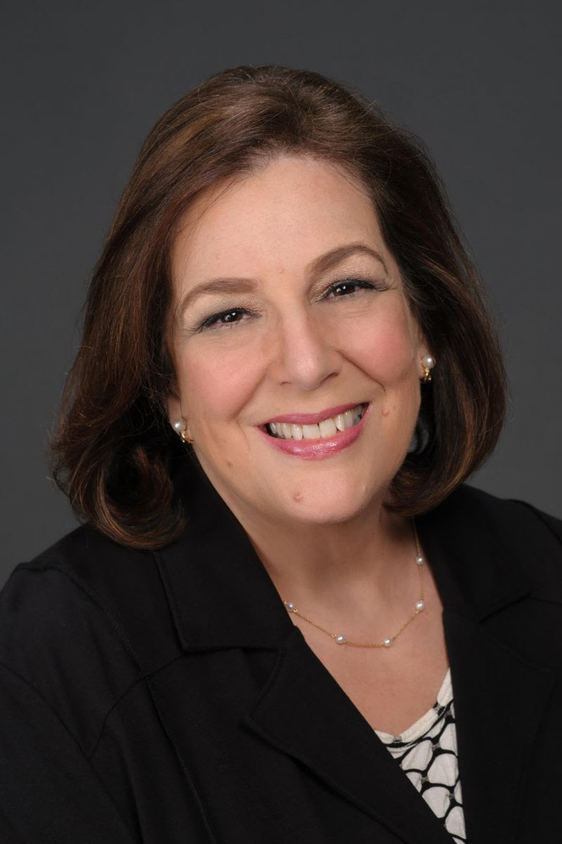 MyWLCJ's tweet photo. Shabbat Message from our fabulous International President Margie Miller, "In gratitude, with love and friendship," on her tenure as WLCJ's 22nd president: Thank you #MargieMiller! #shabbatshalom from #WLCJ https://t.co/bwAaZDHyxy https://t.co/2i2JlOFZOi