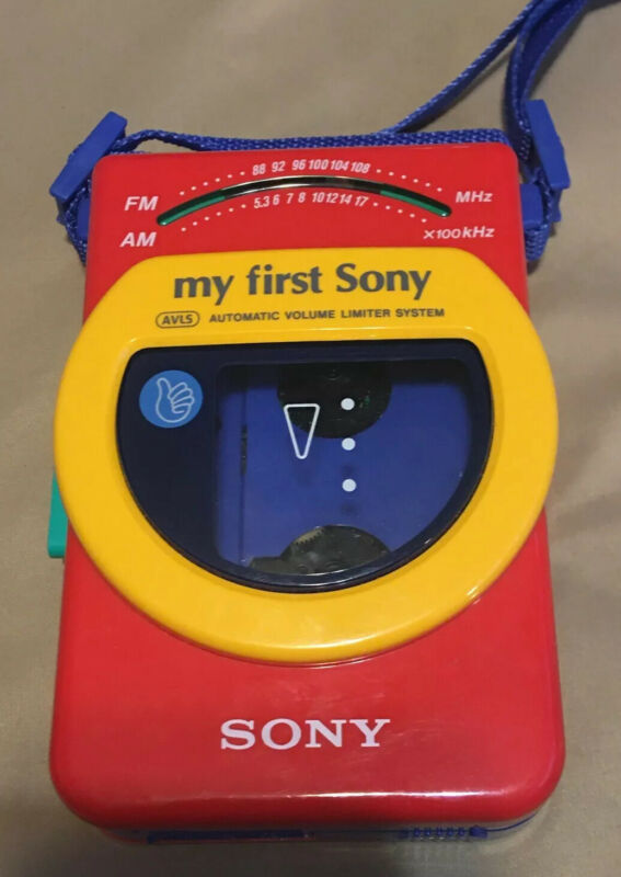 Vintage Sony Walkman WM3300 My First Sony Stereo Cassette AM/FM Works