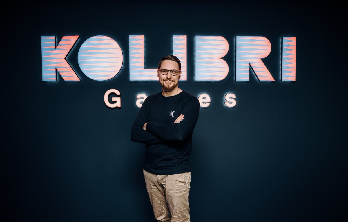 startstoriesde's tweet photo. Im Interview mit Janosch, CEO und Mitgründer der Mobile Games Firma Kolibri Games, haben wir unter anderem erfahren, wie das Unternehmen Teil einer der erfolgreichsten Games-Familien der Welt geworden ist. Das spannende Interview findet ihr jetzt auf @startstoriesde. 🚀 https://t.co/Br79oy2Sn1