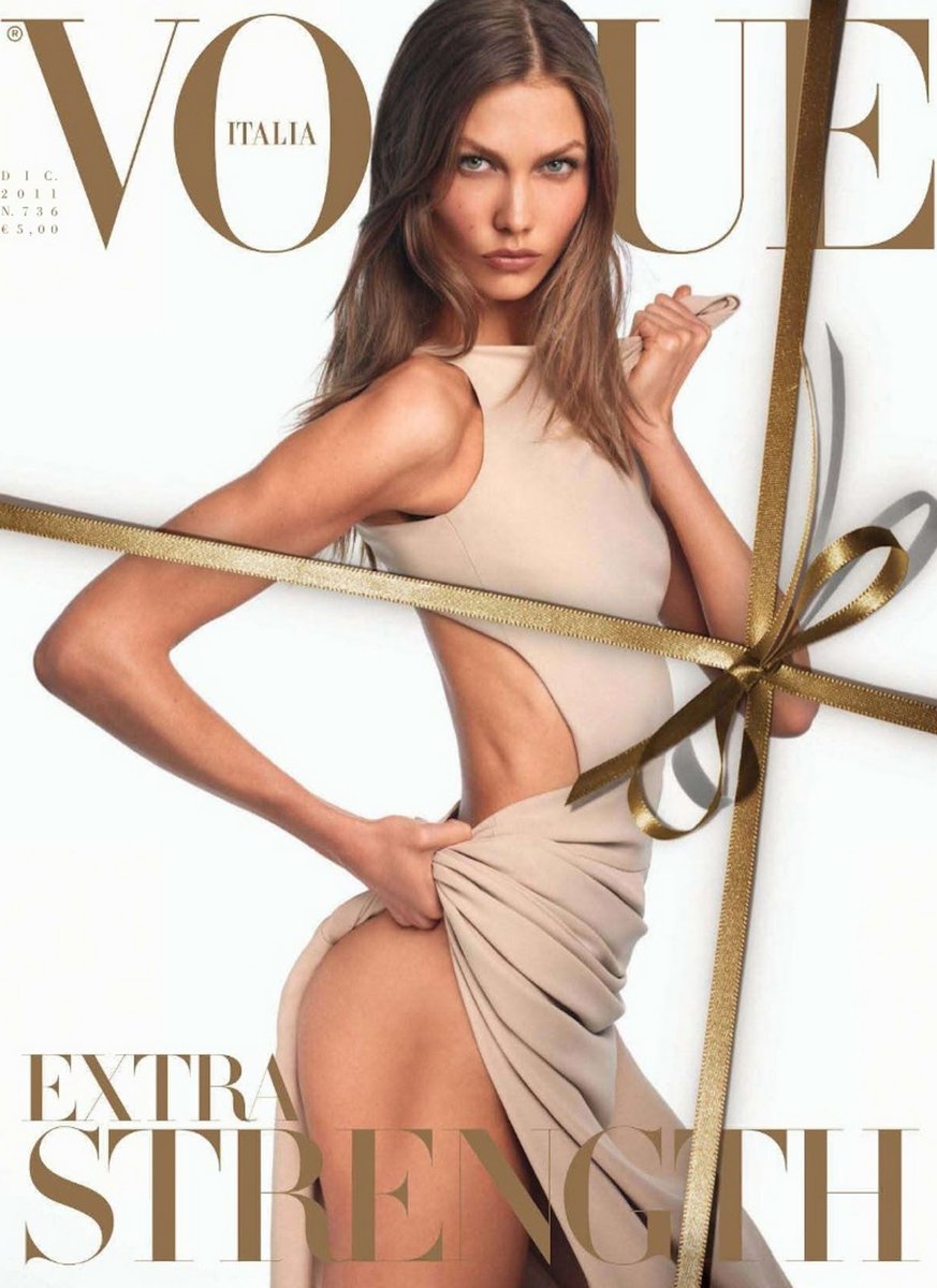 24/ Karlie Kloss, par Steven Meisel pour Vogue Italia, en décembre 2011.Jojolion, couverture du tome 2, en avril 2012.