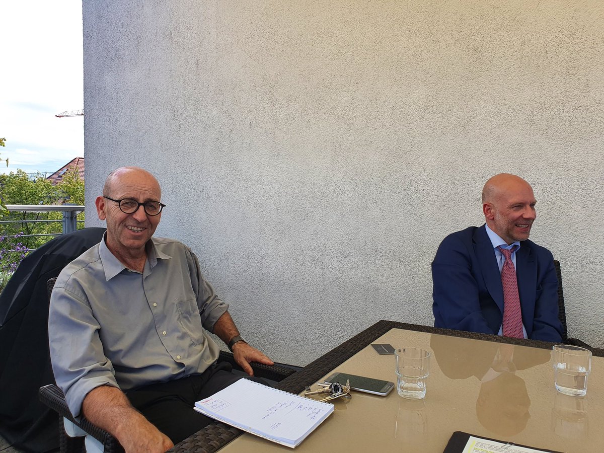 ThomasBoenig's tweet photo. Tolles Gespräch heute im Wirtschaftsreferat (RAW) mit Hr. Dr. Lampersdorfer &amp; Dr. Kirschbaum von Door2Door zu den Themen Mobilität und verschiedenen gesellschaftlichen bzw. sozialen Themen. Wirtschaftsreferent Hr. Baumgärtner &amp; Hr. Eller vom RAW sind engagiert dabei https://t.co/ZcyxRDy7rs