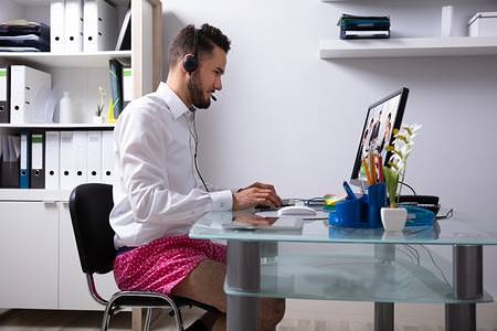 JAMMRKETING1's tweet photo. 100% Professional. 100% Remote.

#marketingpros #remotework #contentcreators #marketers #local #social1 #jammarketing https://t.co/fe7vCnh3QK