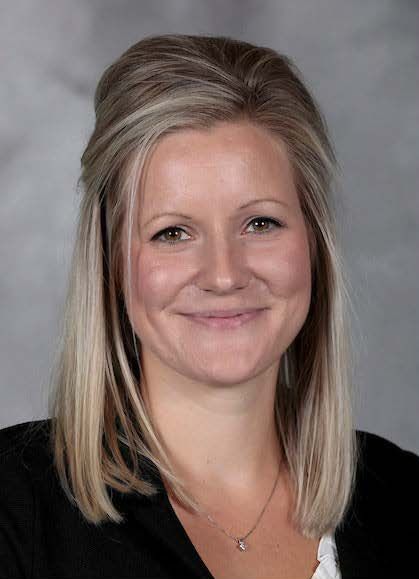 IUSM_EM's tweet photo. Congratulations to Dr. Erin Matusz on completing the Ultrasound Fellowship. We are so proud of Erin and can't wait to see all that she does in her new position with Community Health Network in Indianapolis. https://t.co/jFa6H46oLK
