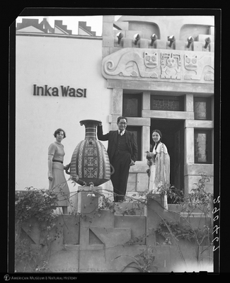 Could've ended there but I hate ending on a 13. :) So here's a picture of Tello I've shared before, of Tello, author, curator and anthropologist Dorothy Bennett (L.) and storyteller Te Ata Fisher (Chicaksaw) at Inka Wasi, Tello's home in Lima. Thx for reading. 14/14