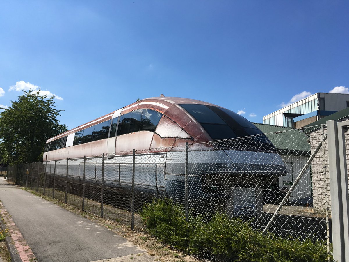 LW1245W's tweet photo. @MachinistStefan En inmiddels ligt het in Duitsland er zo bij.. zonder ook maar iets verder mee gedaan te hebben dan testen. Zonde! https://t.co/Hhn3ywUlkJ