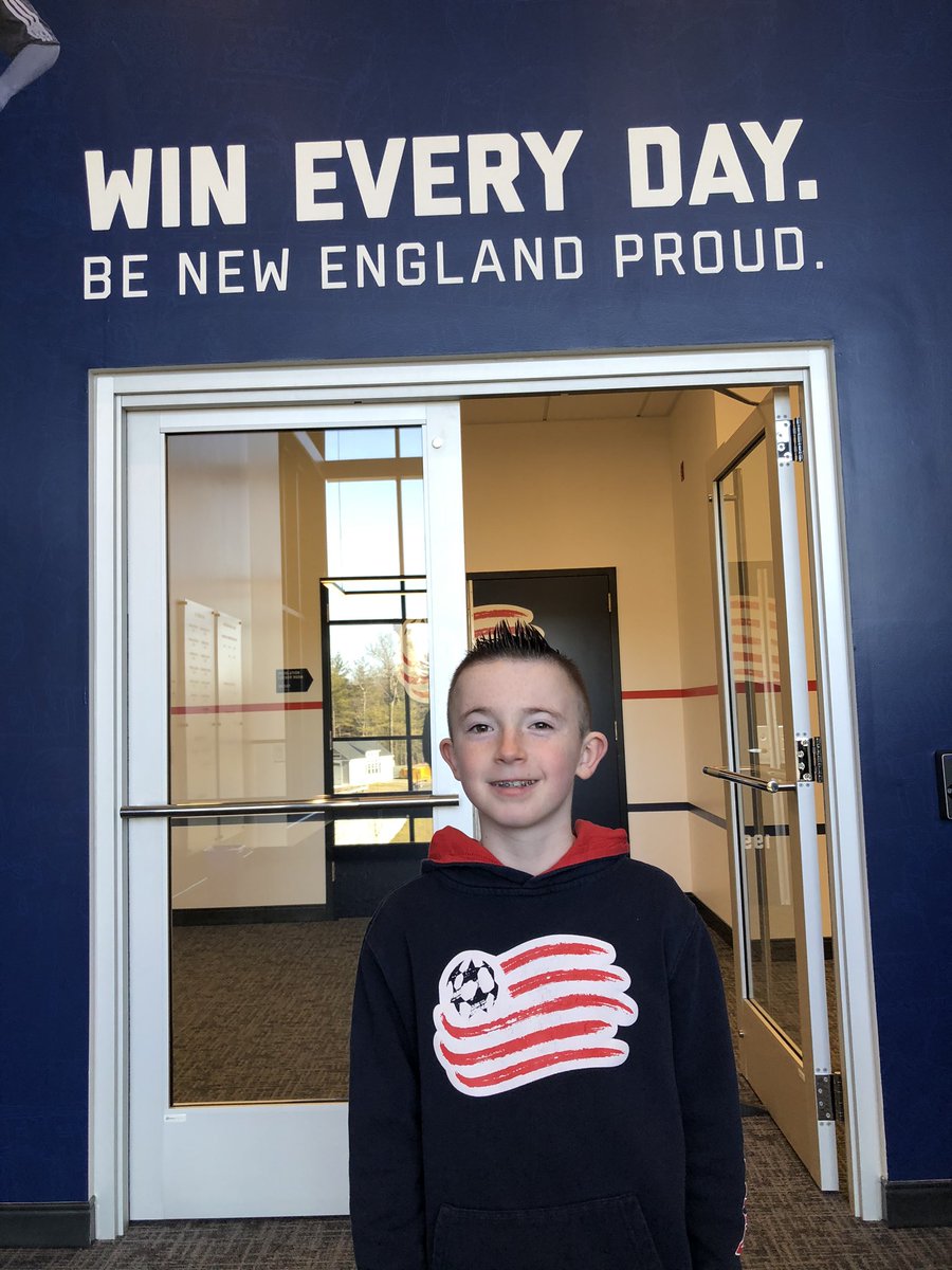 JacRy32's tweet image. Hey #NERevs fans! It’s GAMEDAY 🙌🏼 #NETID