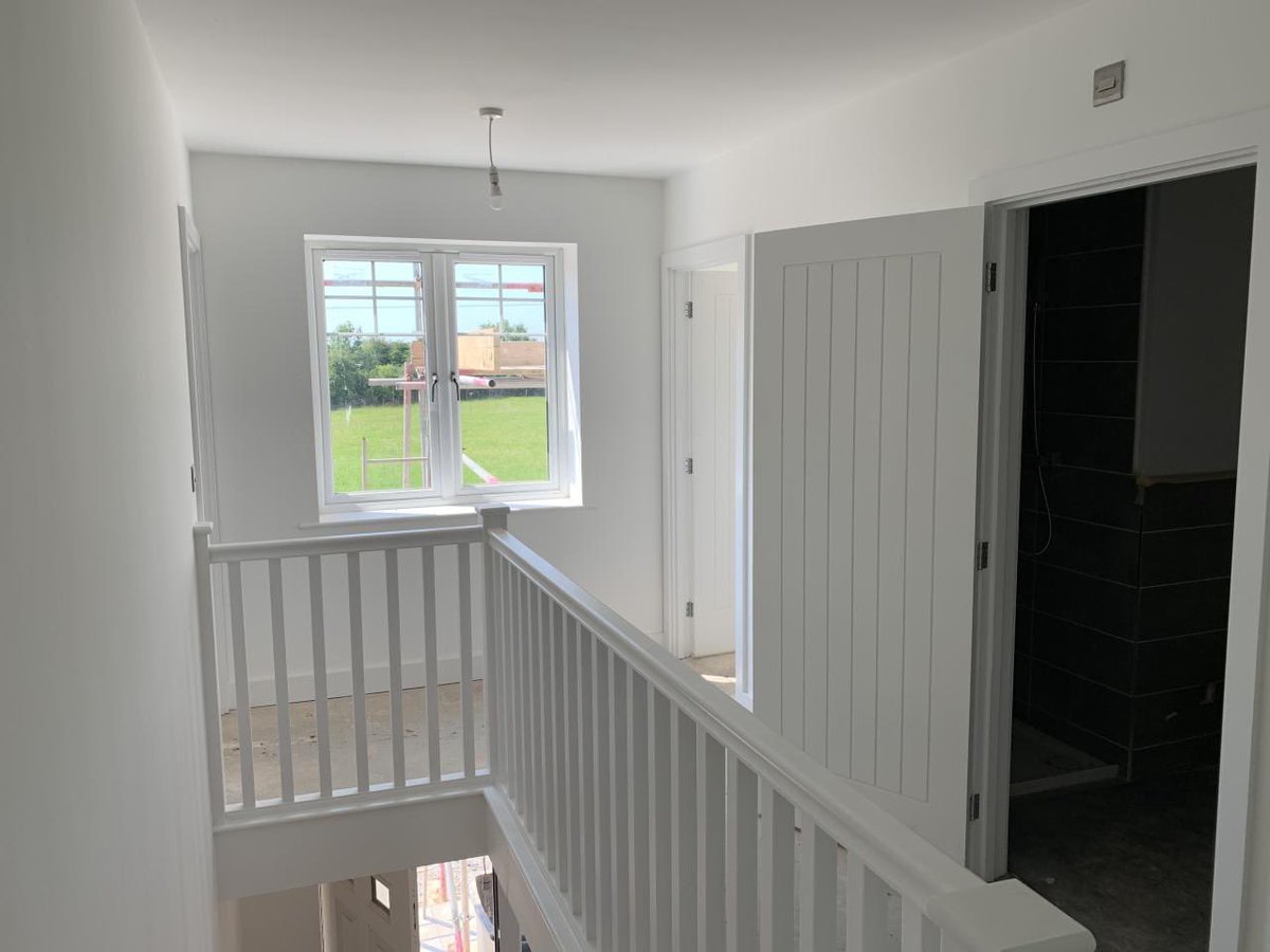 #ProudProjects

In Warwickshire this week working on 3 new builds which are very near completion – floor coverings and kitchen installation to be done. 

#keepbuisnessmoving #quantitysurveyor #contractadministration #costcontrol #protectingdesign #propertydevelopment