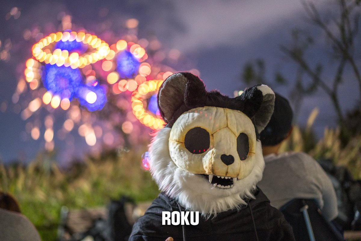 soon_roku's tweet photo. 불꽃놀이 또 가고 싶다.
근데 올해는 취소 되겠지...?
코로ㄴㅏ ㅗㅗㅗ https://t.co/XgAjcWVvHu
