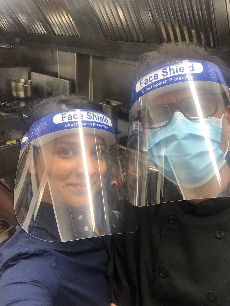 U_n_g_e_l_i_e's tweet photo. Keeping it safe @RestaurantUna https://t.co/exl8P27Nss