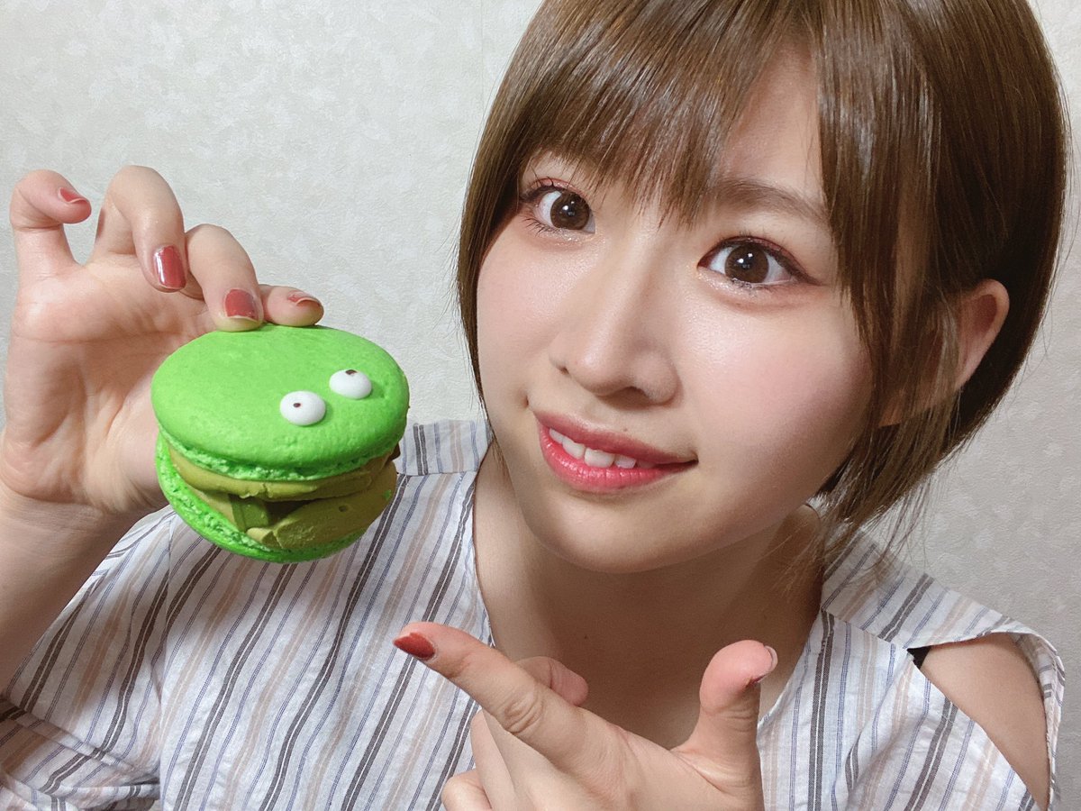 AKARI_SATO_1109's tweet photo. この間、サタデーウォッチンで紹介したトゥンカロン〜！
仙台駅で開催中の「がんばろう東北物産市」でゲットしました😆

小島よしおさんが試食していた抹茶味〜🍵
グリーンモンスターﾁｬﾝです！かわいいおいしい💚👀
#48times #あかりんセレクション https://t.co/kumn1Qb1VF