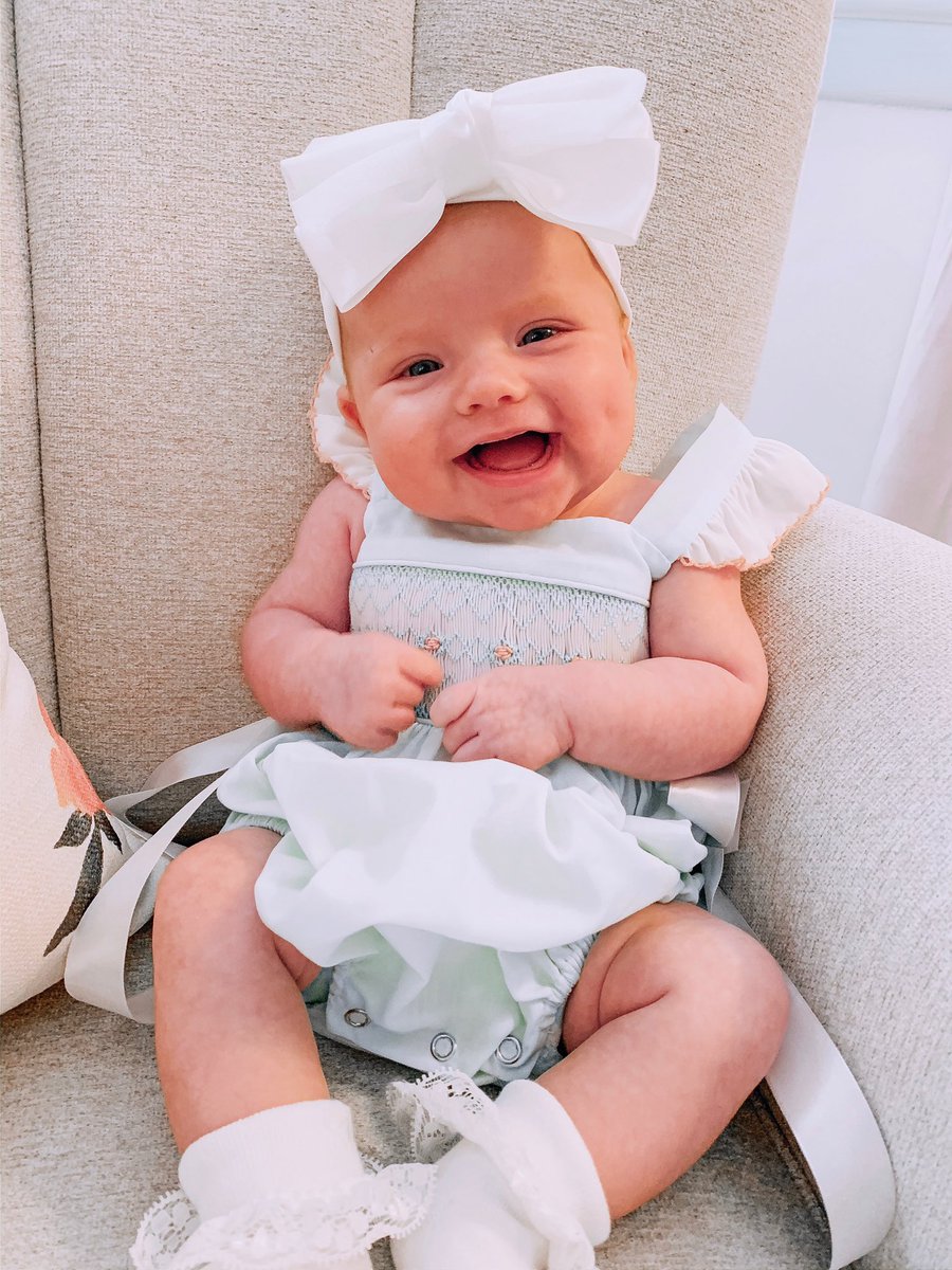 JoshSmith_25's tweet photo. Baby Girl is 2 months! I love you so much!! 😩😩😩😩😩 https://t.co/OTI4bgA3Xa